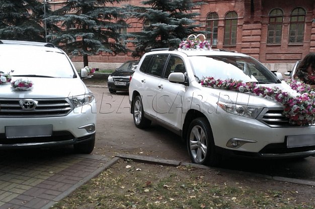 Аренда Toyota Highlander на свадьбу – фото 2