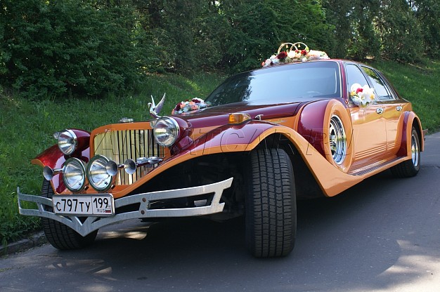 Аренда Ретро-автомобиль Ecalibur Phantom Бордовый на свадьбу – фото 10