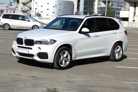 Аренда BMW X5 III (F15) на свадьбу