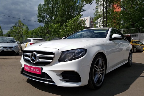 Аренда Mercedes Benz E-class (w213) на свадьбу