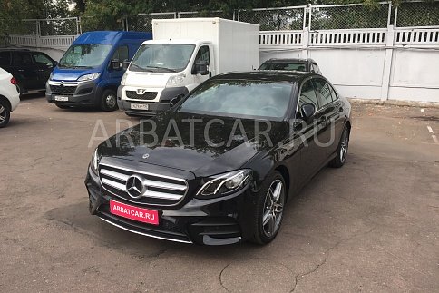 Аренда Mercedes Benz E-class (w213) BLACK на свадьбу