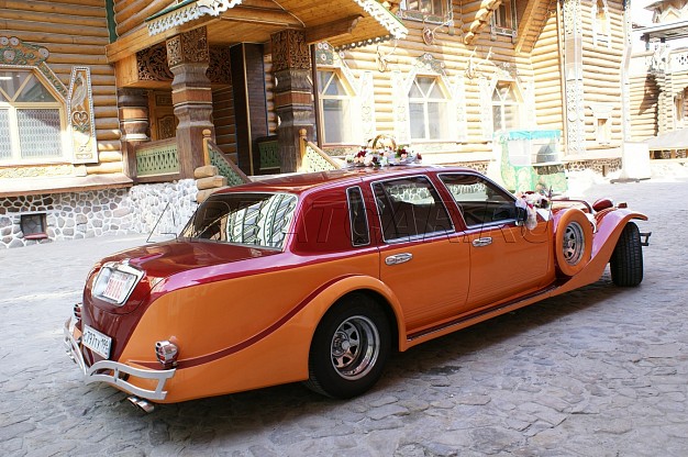 Аренда Ретро-автомобиль Ecalibur Phantom Бордовый на свадьбу – фото 12