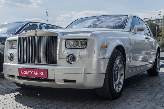 Аренда Rolls-Royce Phantom VII на свадьбу – фото 1