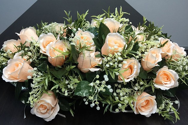 Аренда Персиковое украшение с розами на свадьбу – фото 5