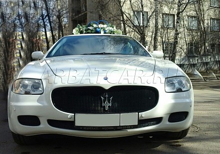 Аренда Maserati QUATTROPORTE на свадьбу