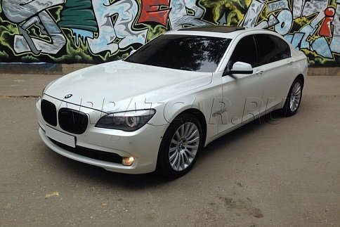 Аренда BMW 7 серия (F01) на свадьбу