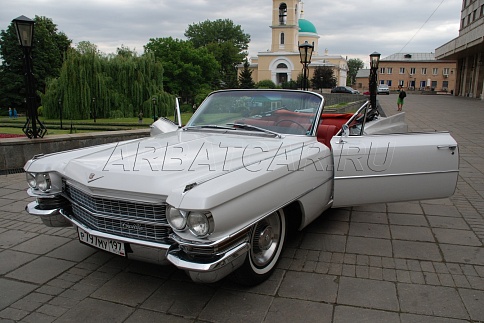 Аренда Ретро-автомобиль Cadillac Deville Convertible на свадьбу