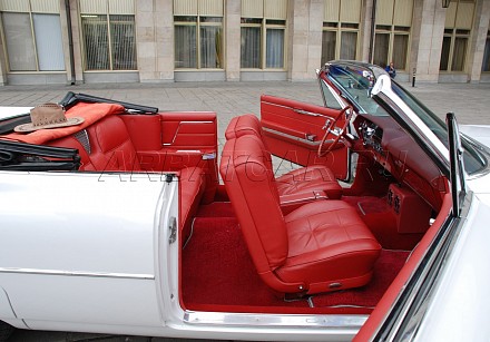 Аренда Ретро-автомобиль Cadillac Deville Convertible на свадьбу