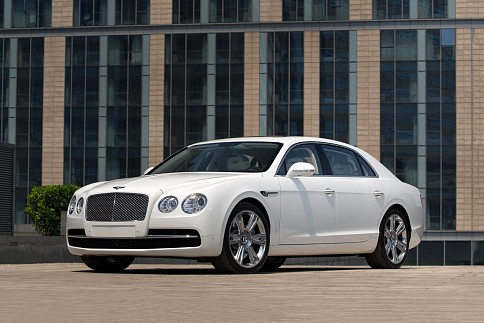 Аренда Bentley Flying Spur на свадьбу