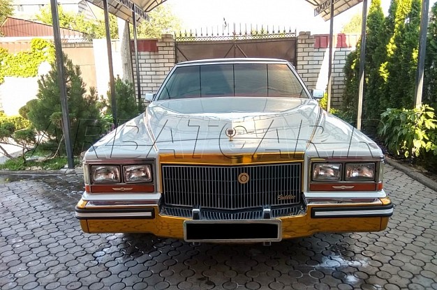 Аренда Ретро-автомобиль Cadillac Fleetwood Brougham на свадьбу – фото 5