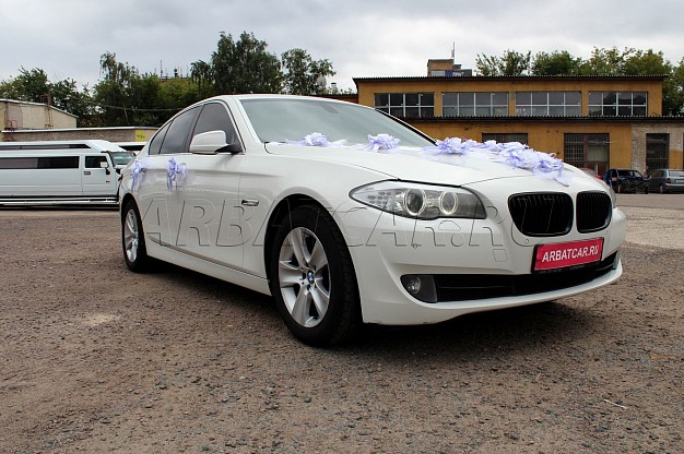 Аренда BMW 5 серии на свадьбу – фото 3