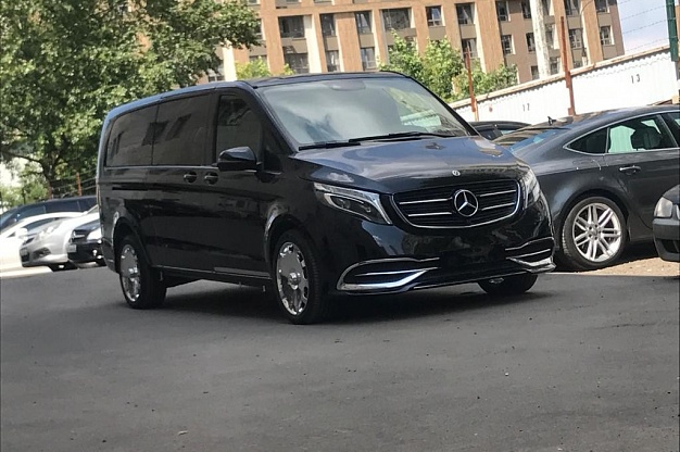 Аренда Mercedes-Benz V-class Рестайлинг VIP на свадьбу – фото 1
