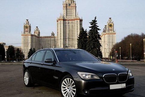 Аренда BMW 7 серия (F01) на свадьбу