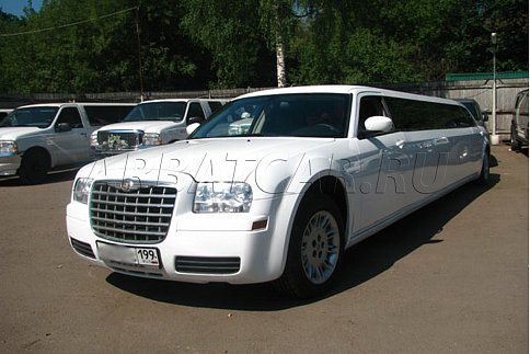 Лимузин Chrysler 300С