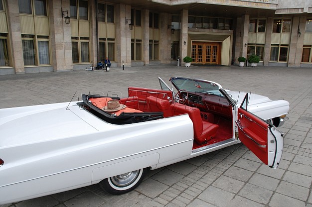 Аренда Ретро-автомобиль Cadillac Deville Convertible на свадьбу – фото 11
